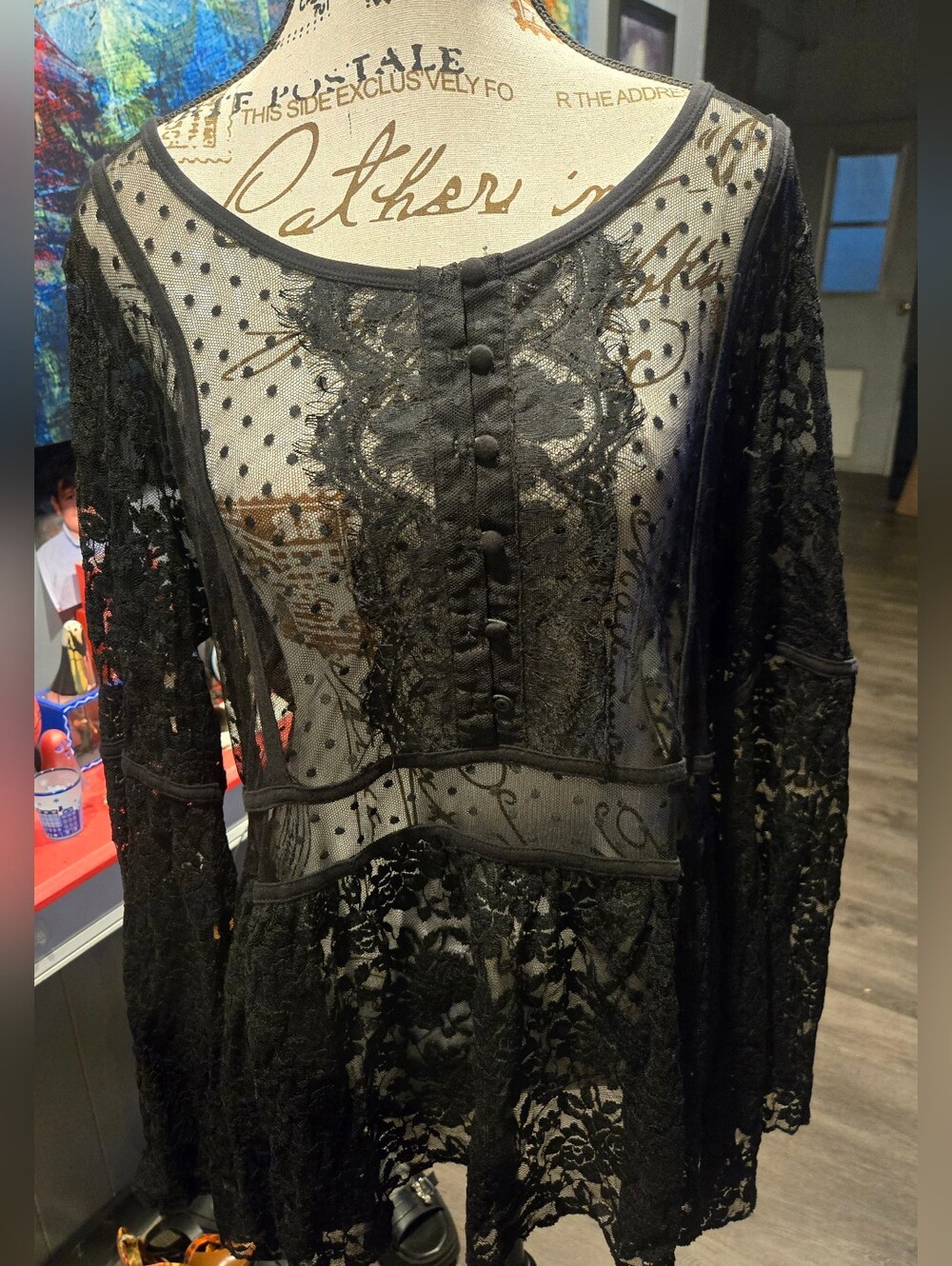VINTAGE Torrid Black Sheer Lace Peplum Top. Size 1xl Excellent Condition